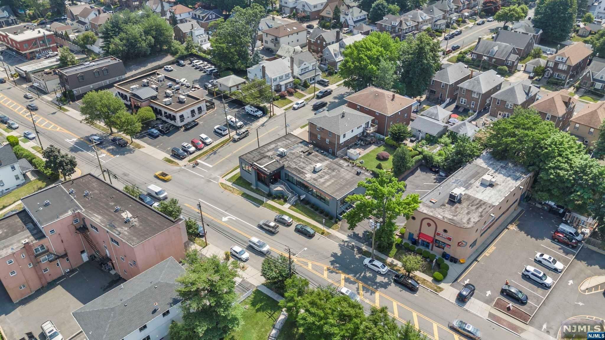 530-540 Bergen Boulevard