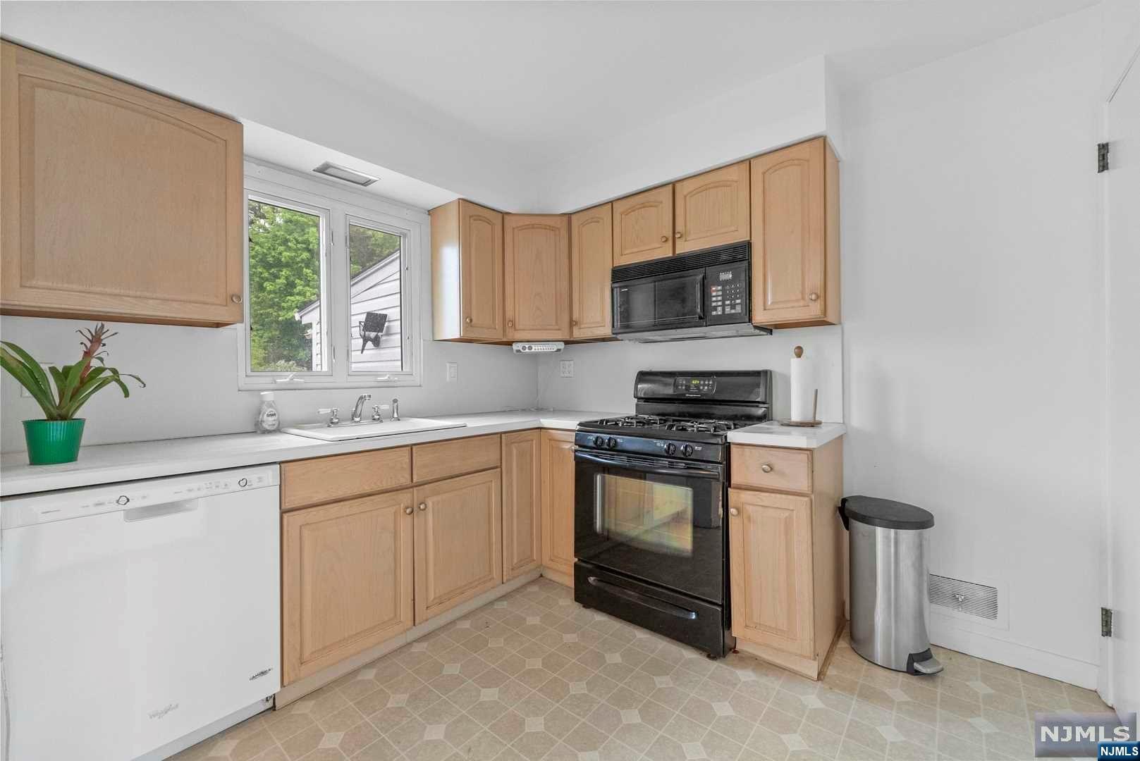 46 Daka Court