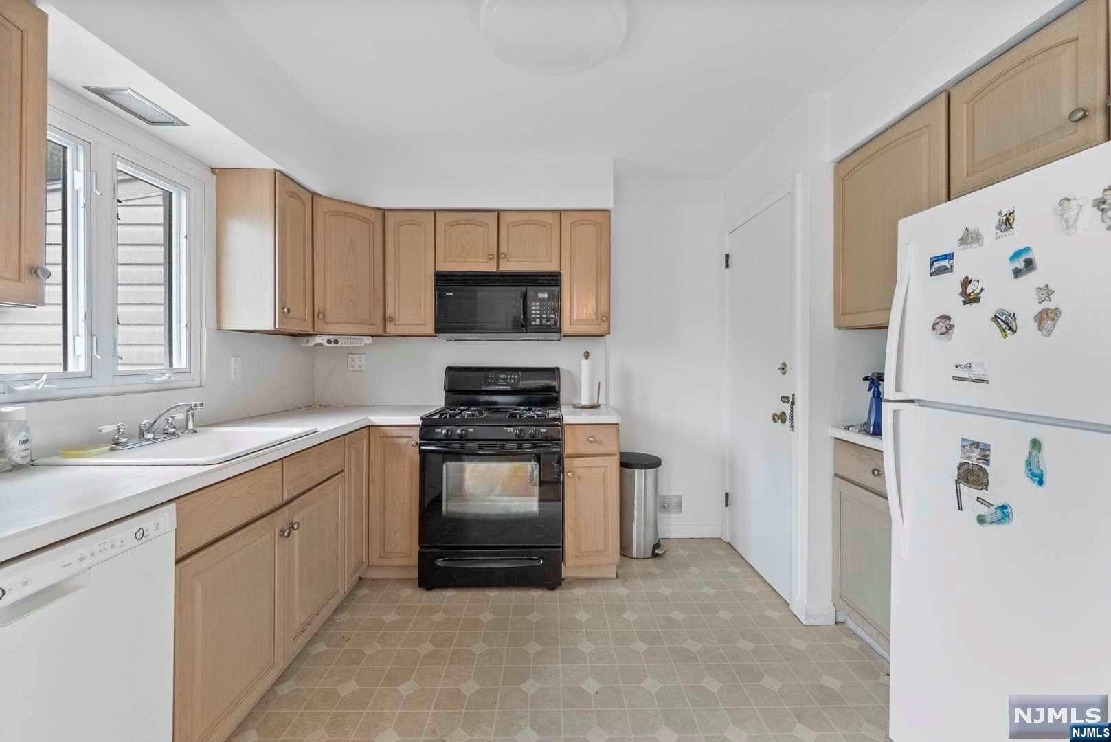 46 Daka Court