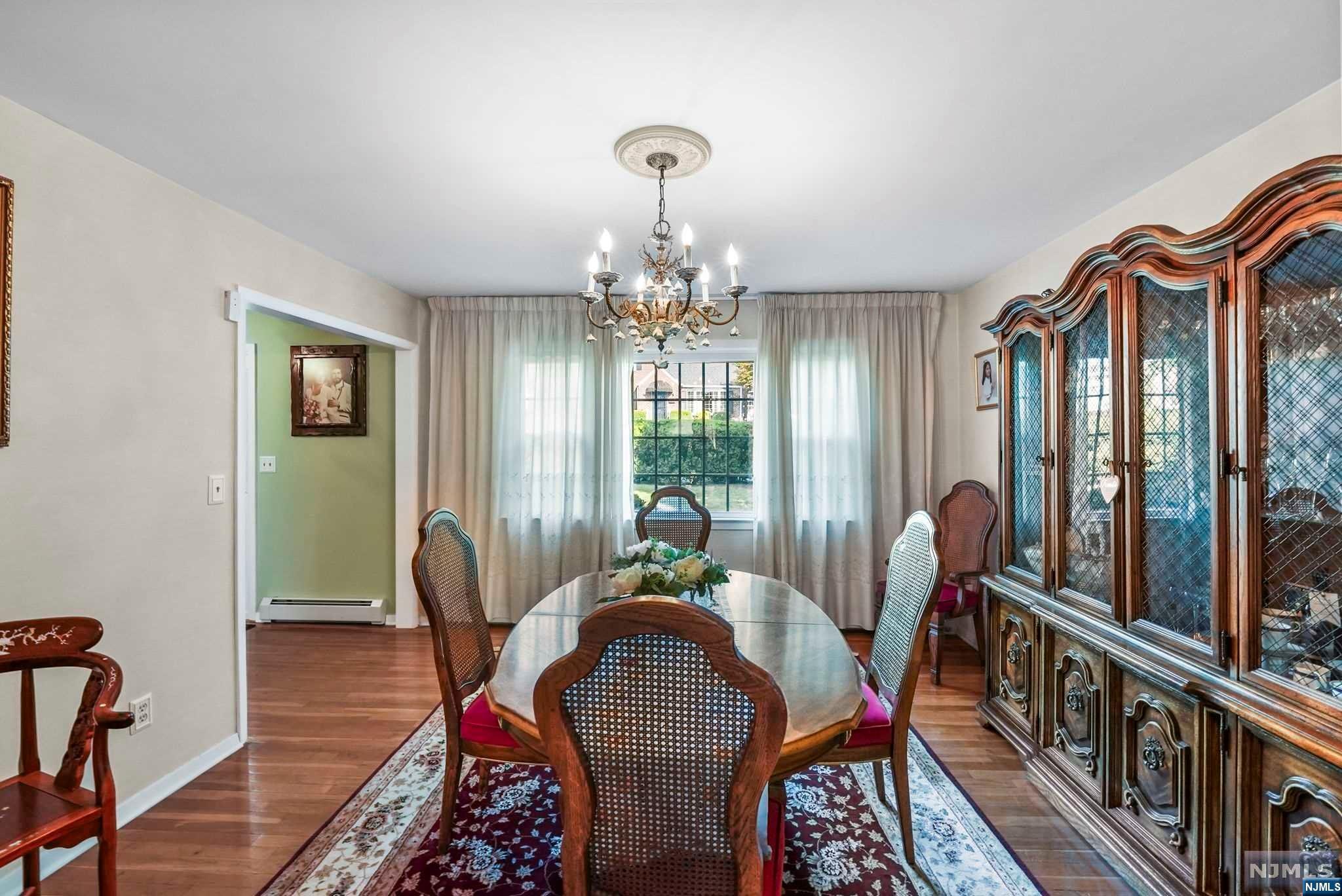 215 Oratam Terrace