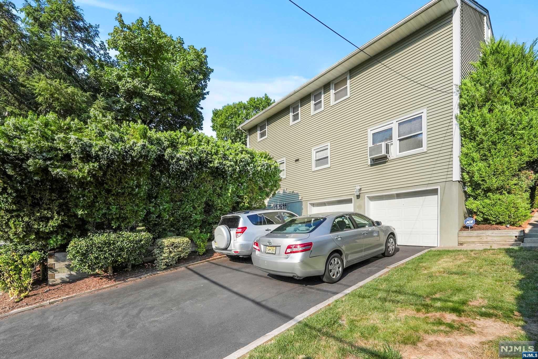 215 Oratam Terrace