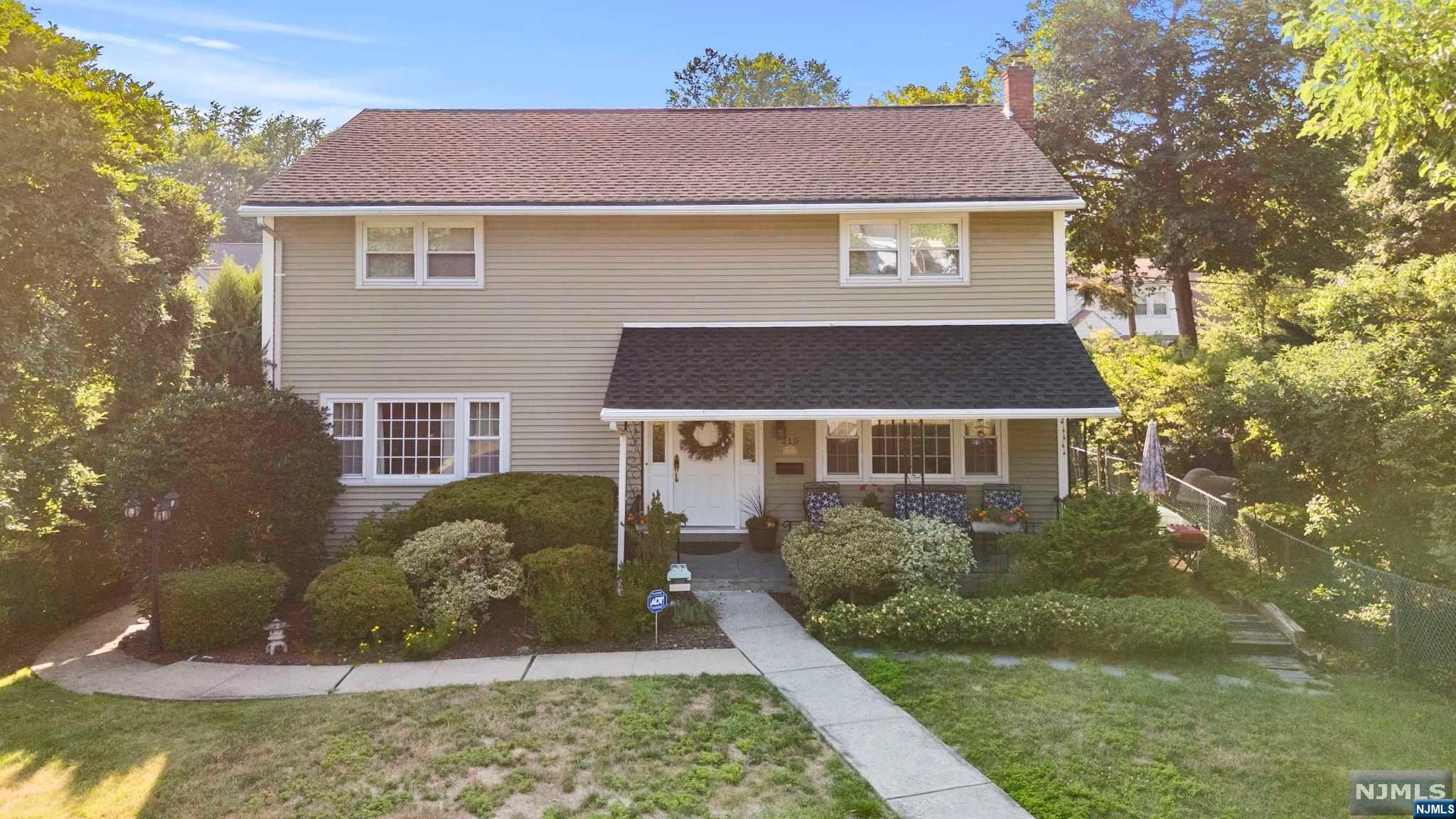 215 Oratam Terrace