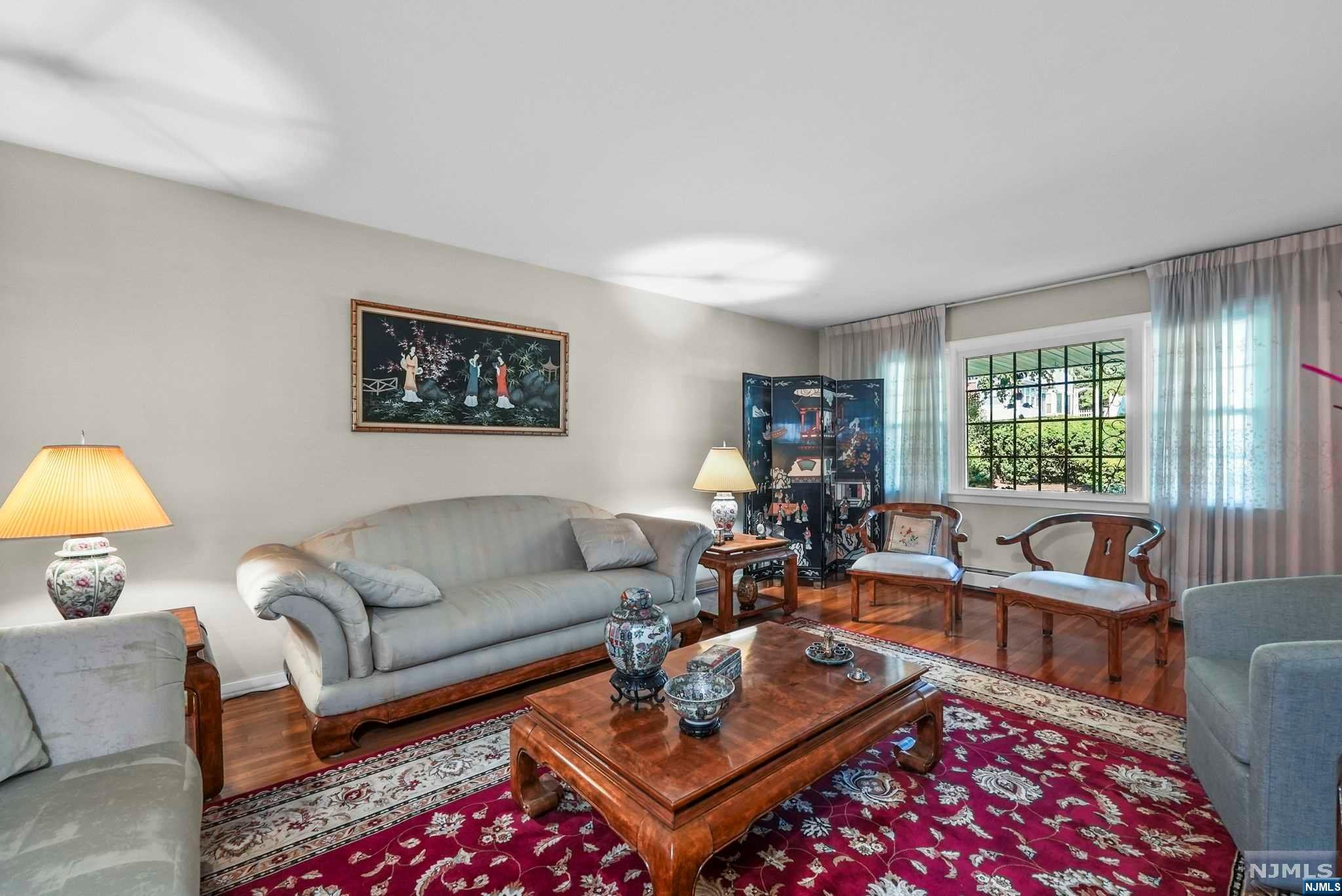 215 Oratam Terrace