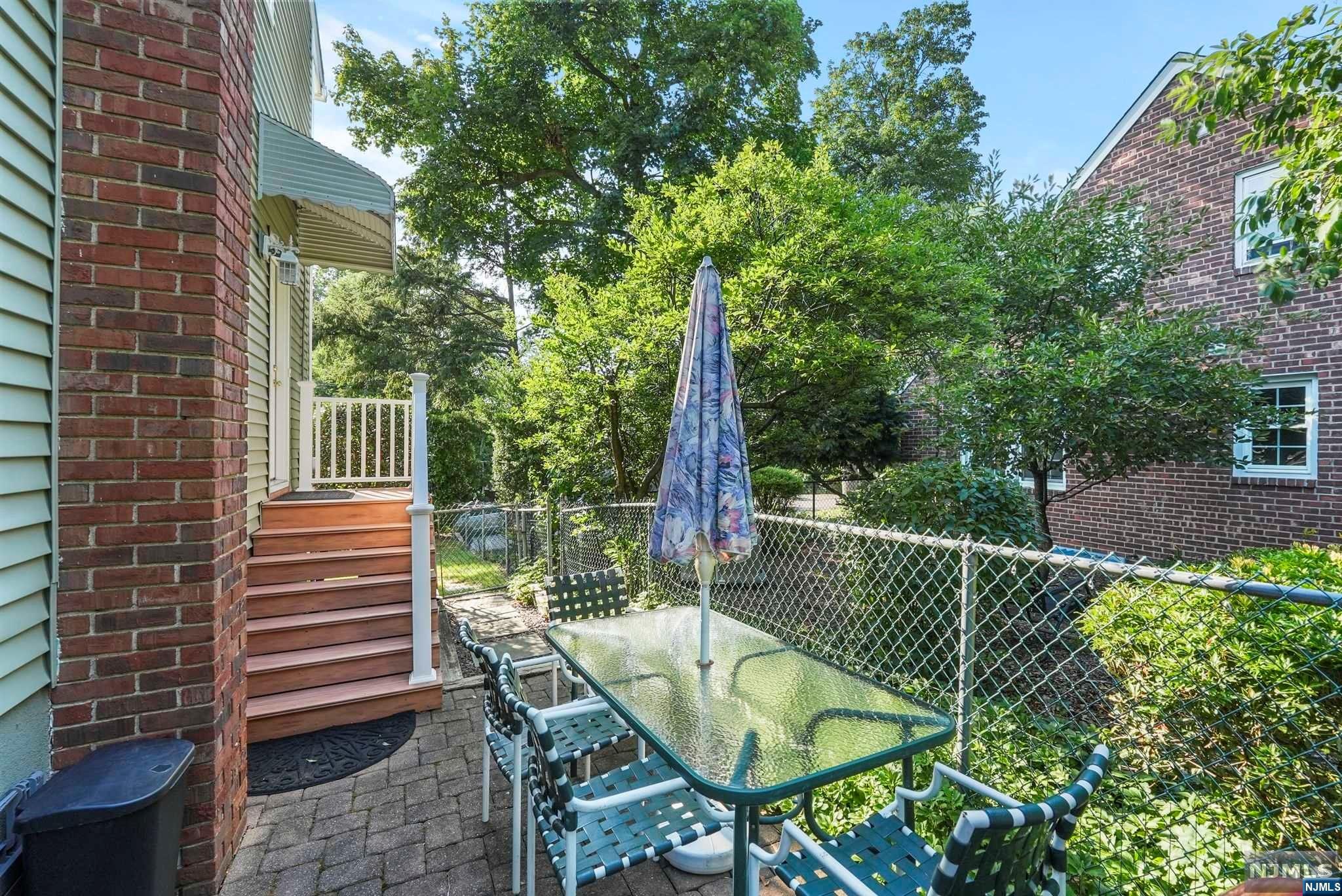 215 Oratam Terrace