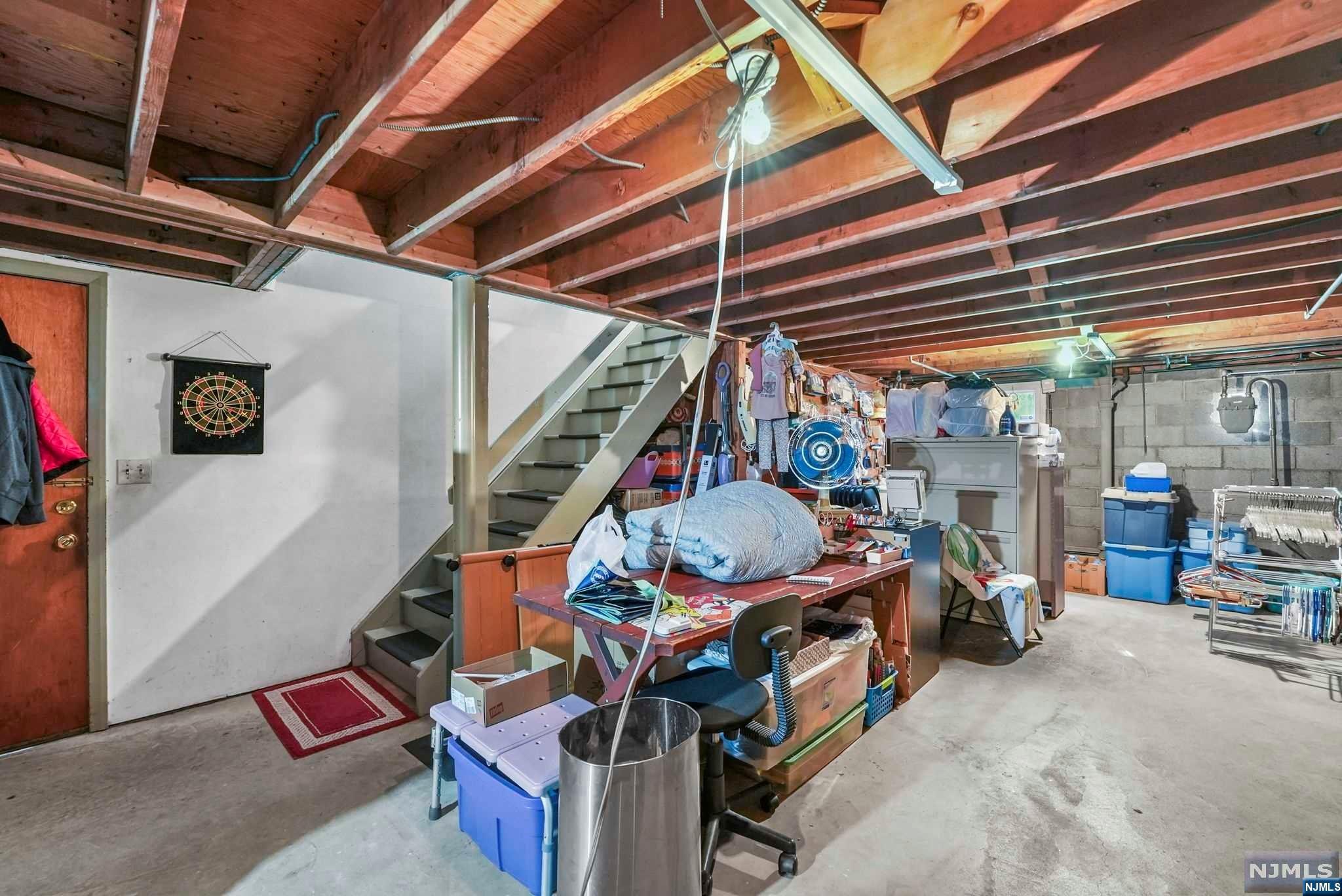215 Oratam Terrace