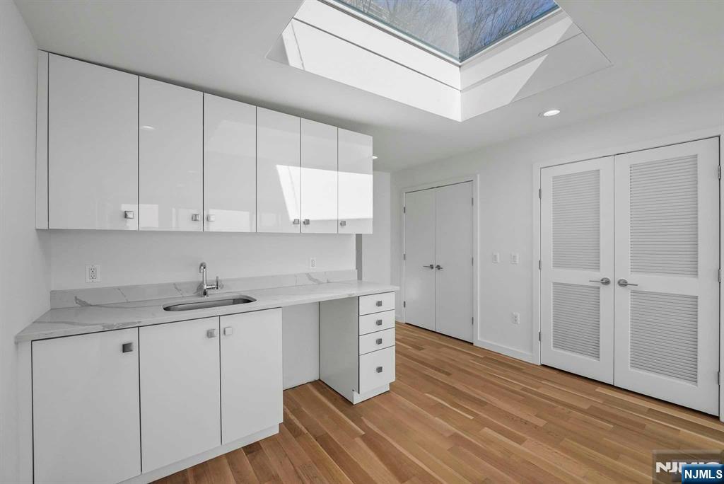 710 Undercliff Avenue