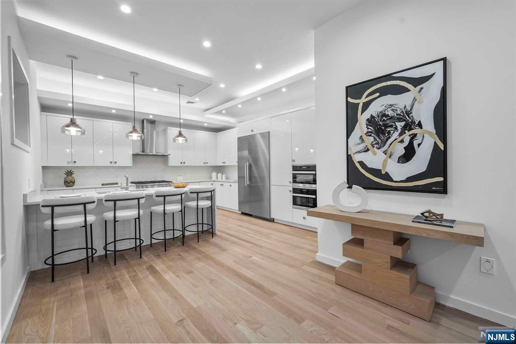 710 Undercliff Avenue