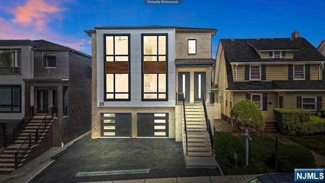 35 Henry Avenue