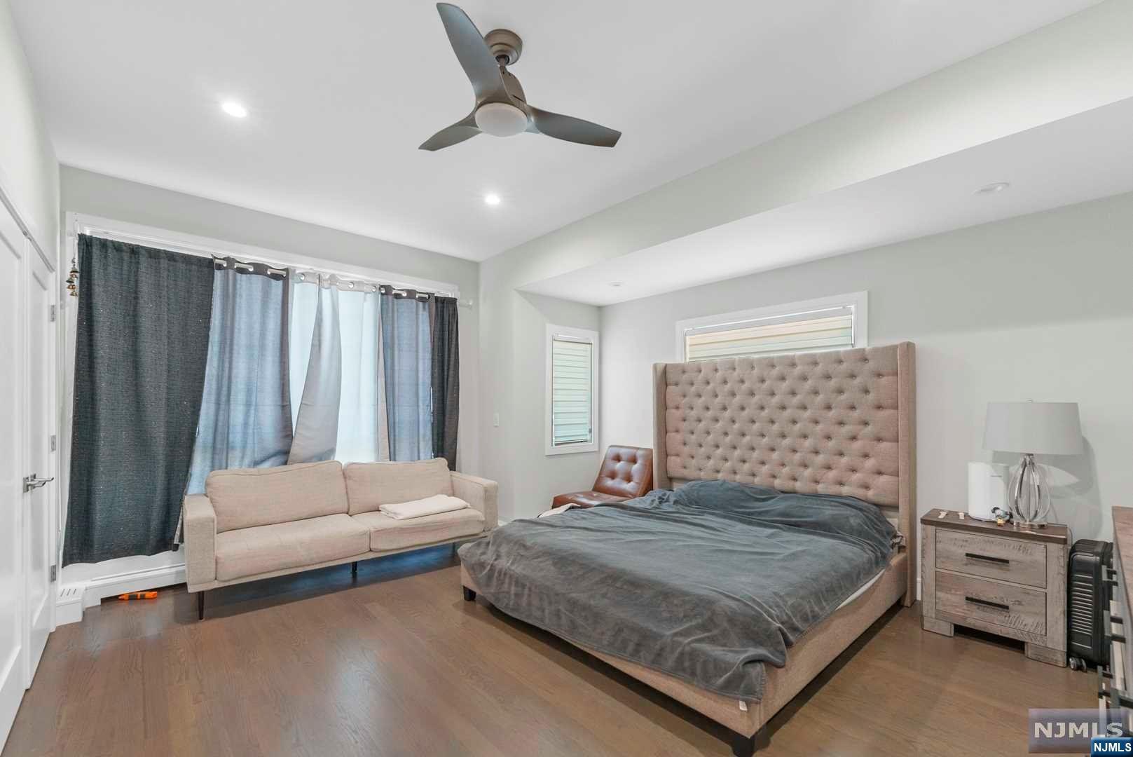 412 4th Street