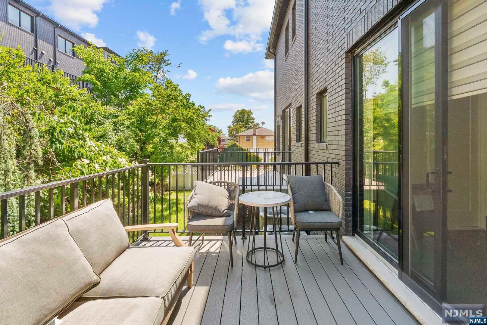412 4th Street