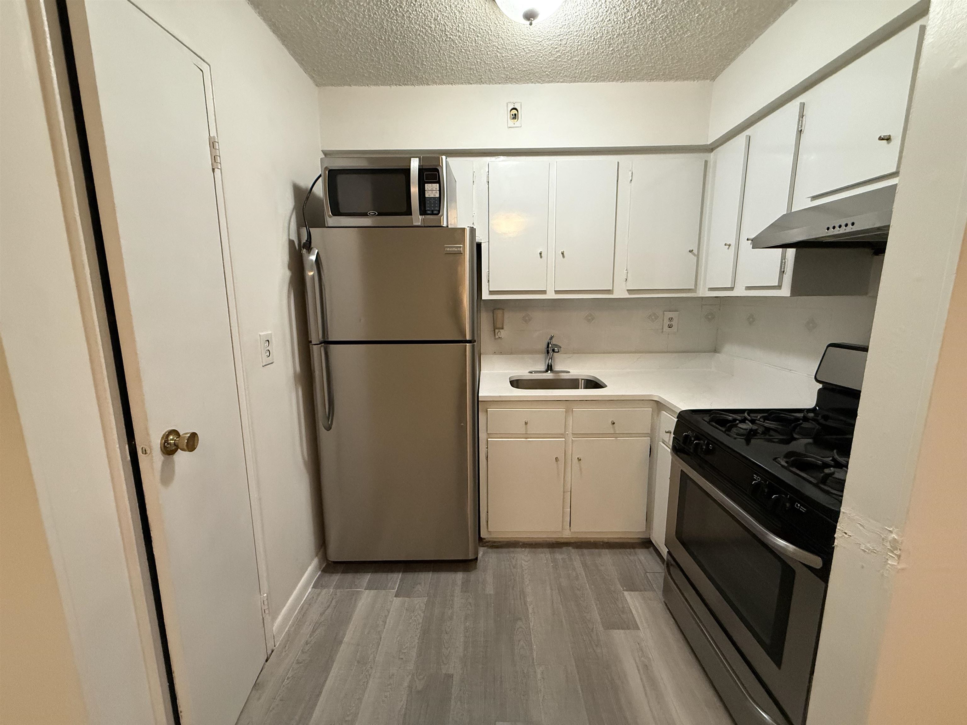 17-19 68TH ST Unit: 12A