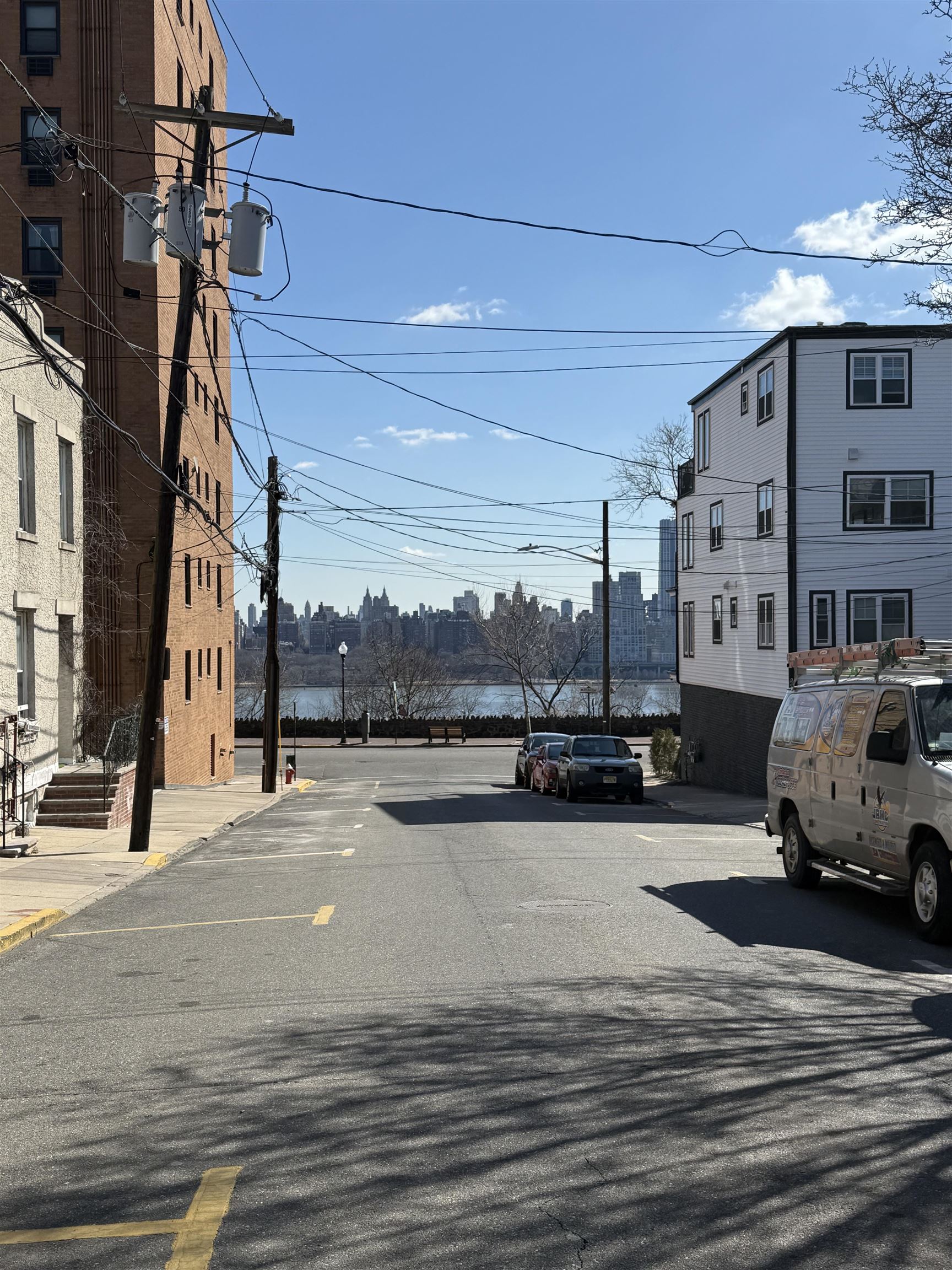 17-19 68TH ST Unit: 12A