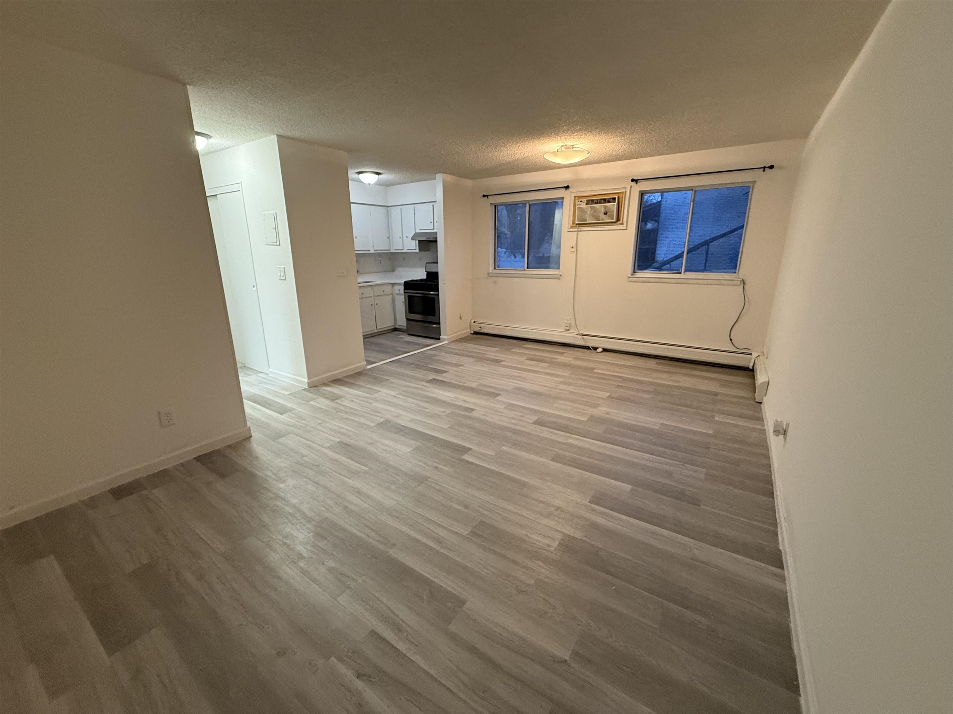 17-19 68TH ST Unit: 12A