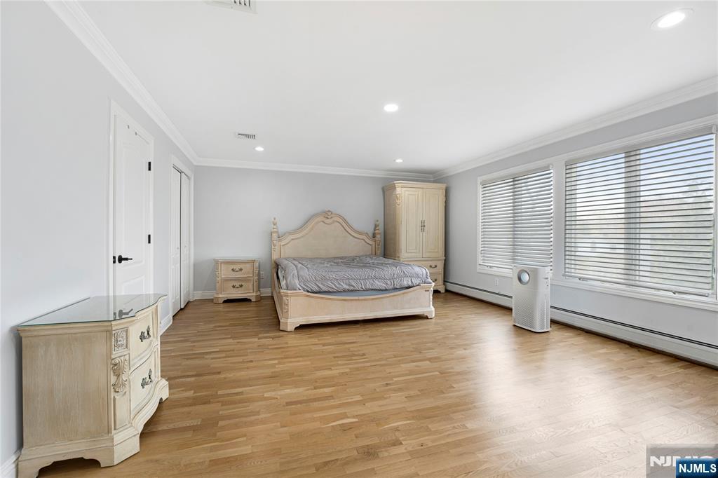 28 Van Nostrand Avenue