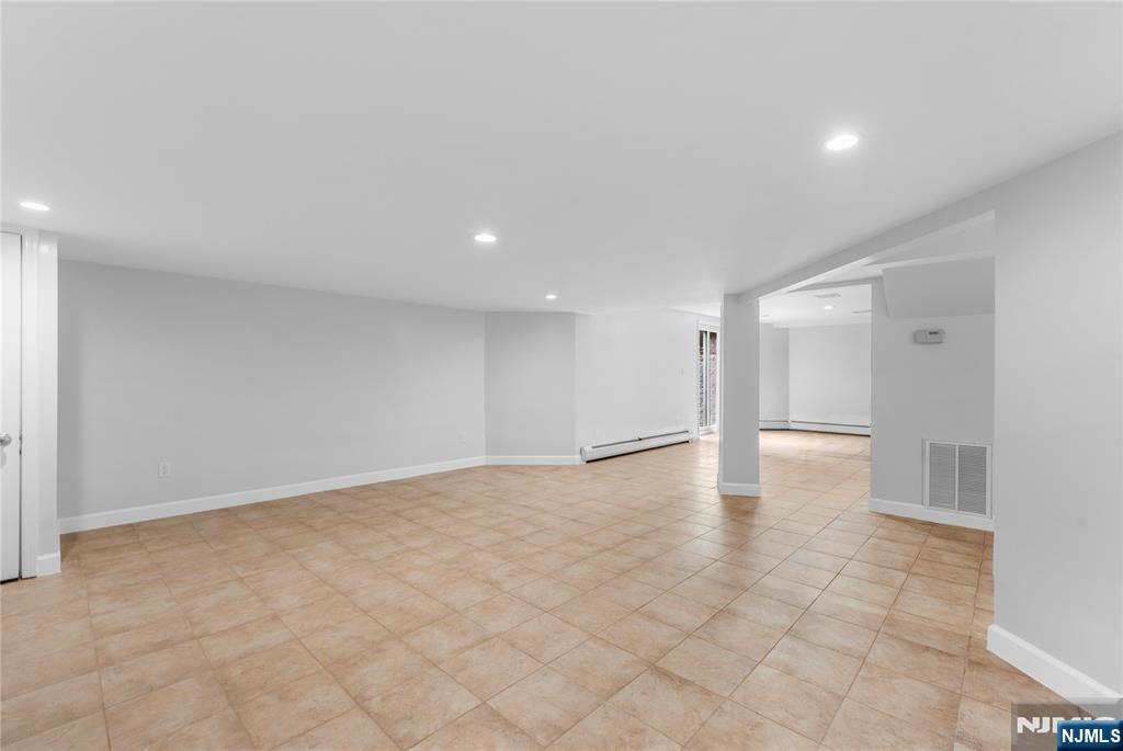 28 Van Nostrand Avenue