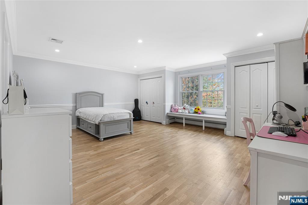 28 Van Nostrand Avenue
