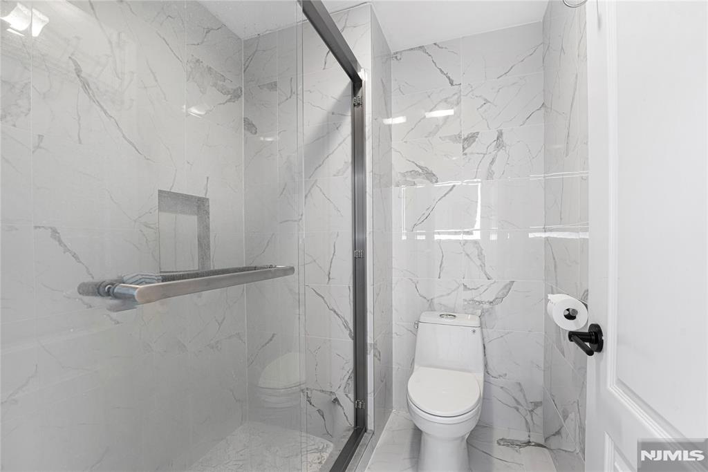 28 Van Nostrand Avenue