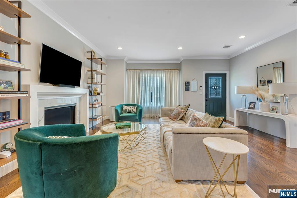 685 Palisade Avenue B