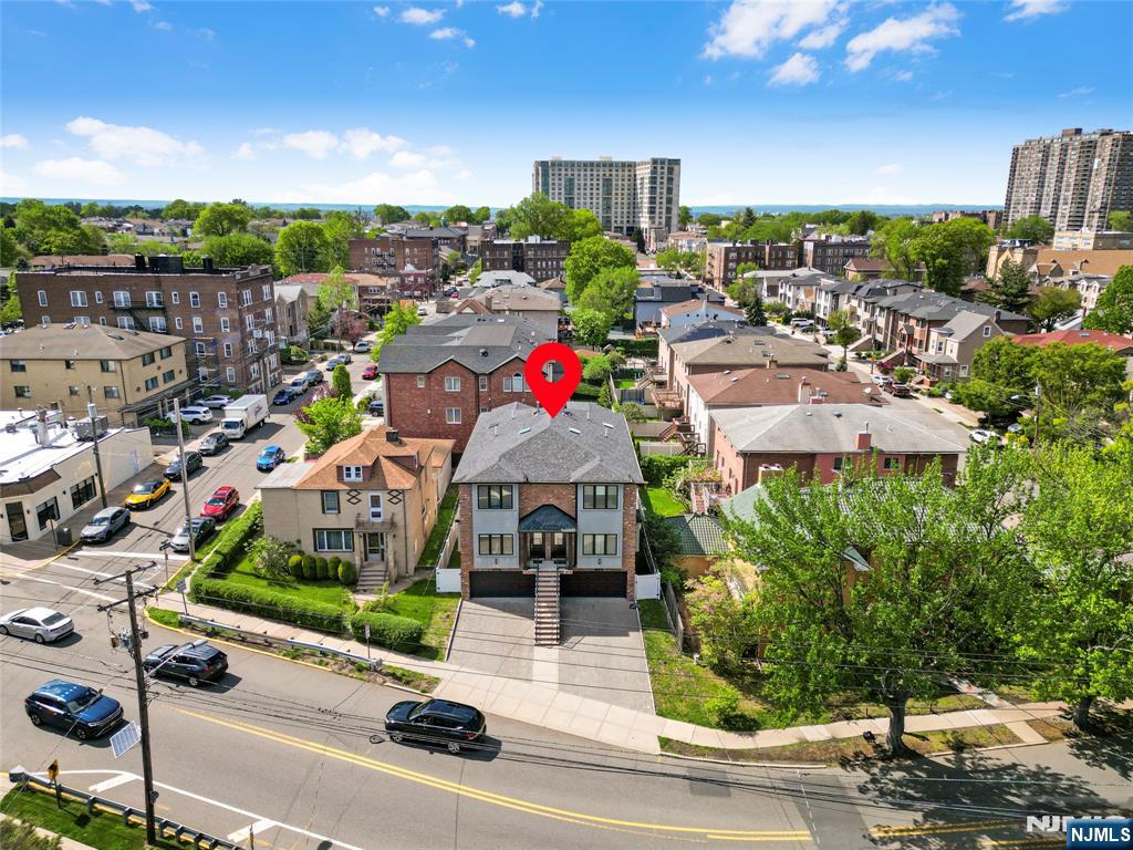 685 Palisade Avenue B