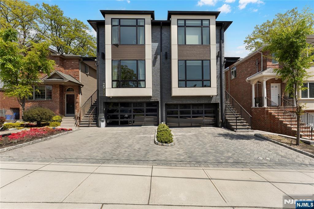 225 Slocum Way B