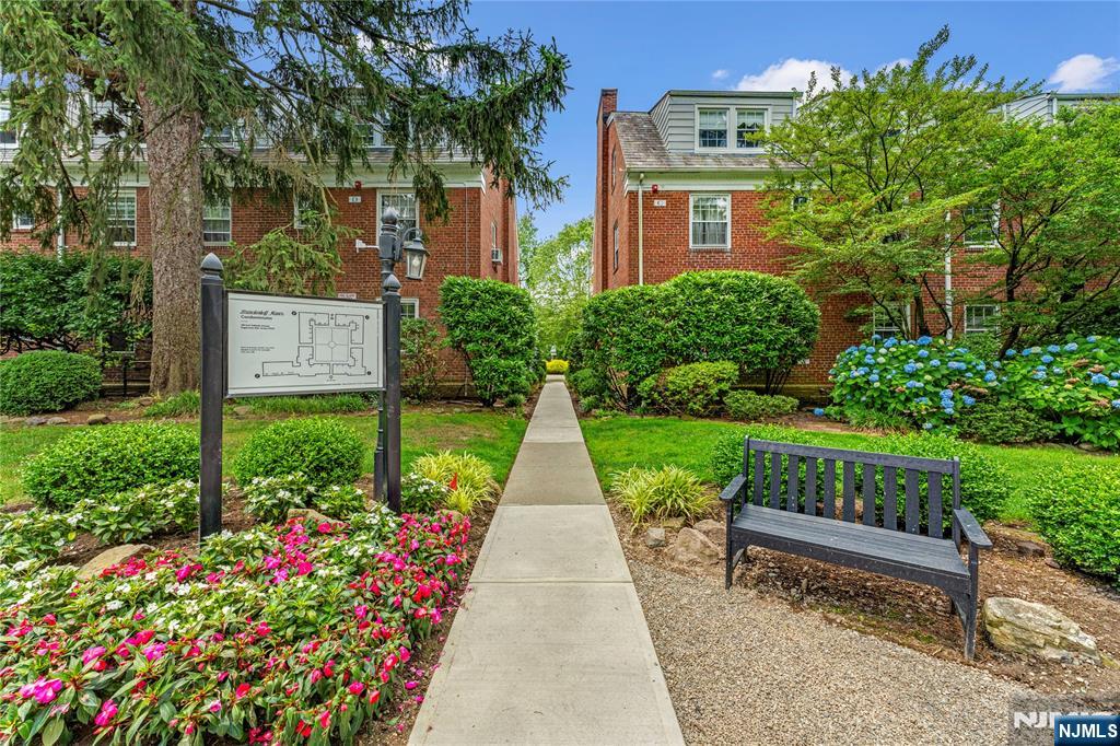 185 Palisade Avenue 10A