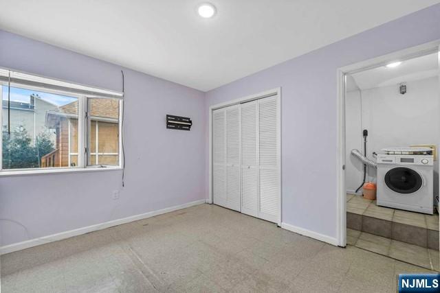 128 W Central Boulevard 1