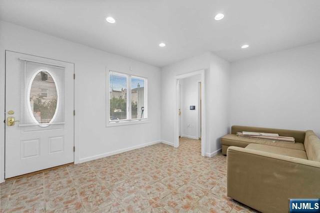 128 W Central Boulevard 1