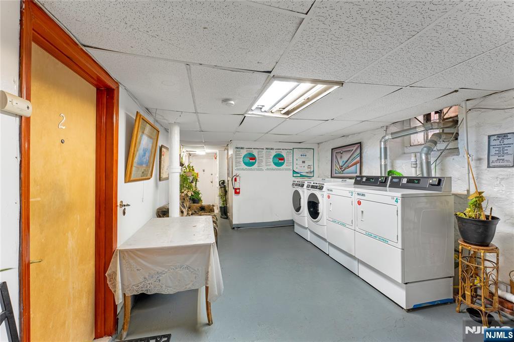 8508 Kennedy Boulevard B2