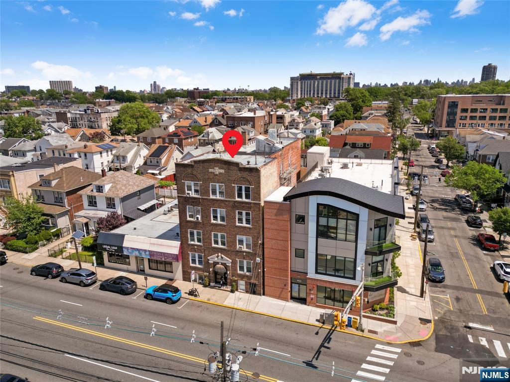 8508 Kennedy Boulevard B2