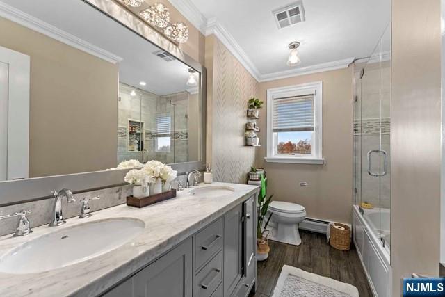 229 8th Street 2nd Floor