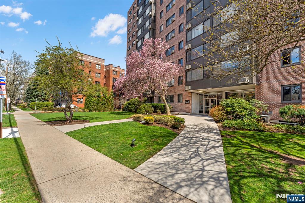 90 Prospect Avenue 9E