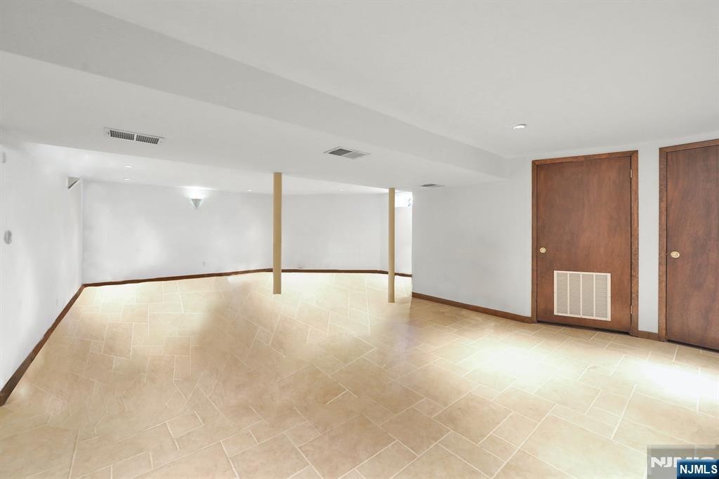 125 Hickory Avenue A