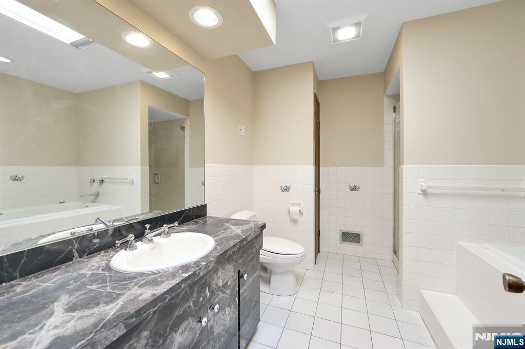 125 Hickory Avenue A