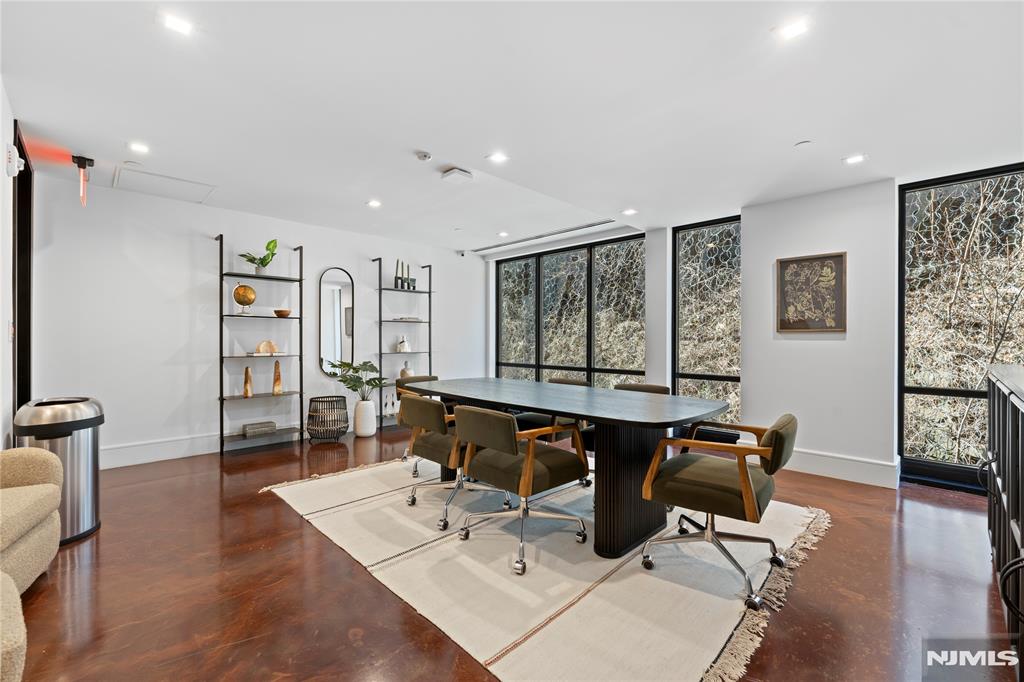 8701 Churchill Road 1401