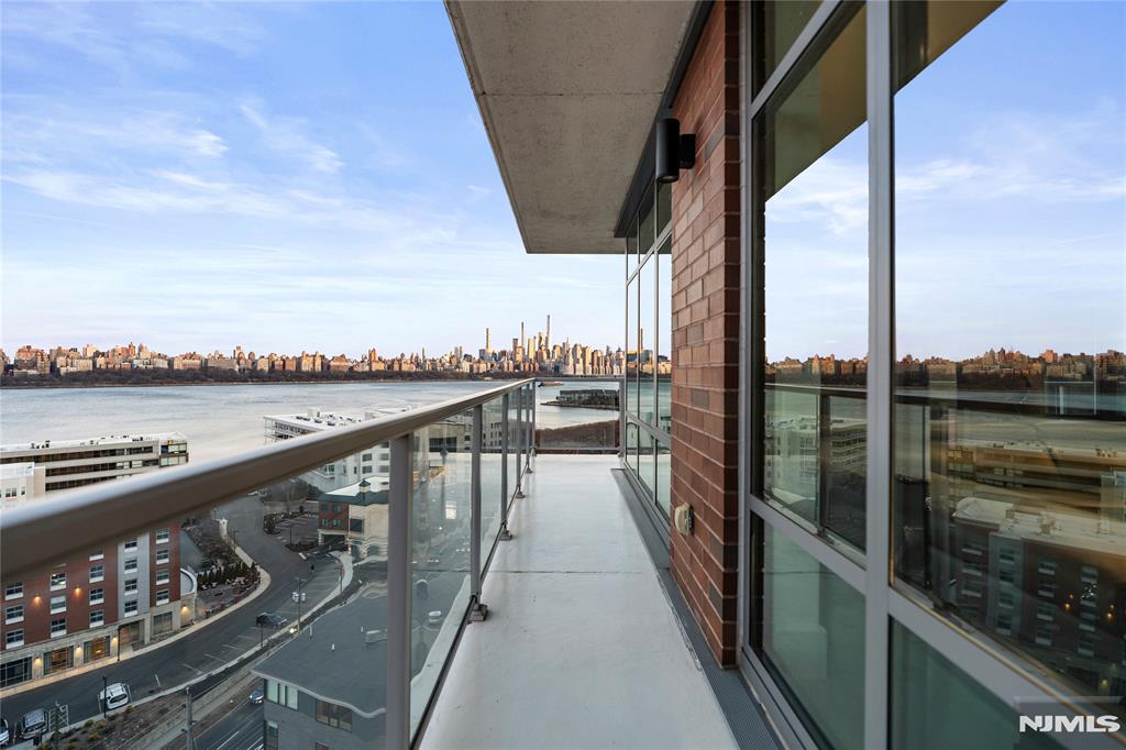 8701 Churchill Road 1401