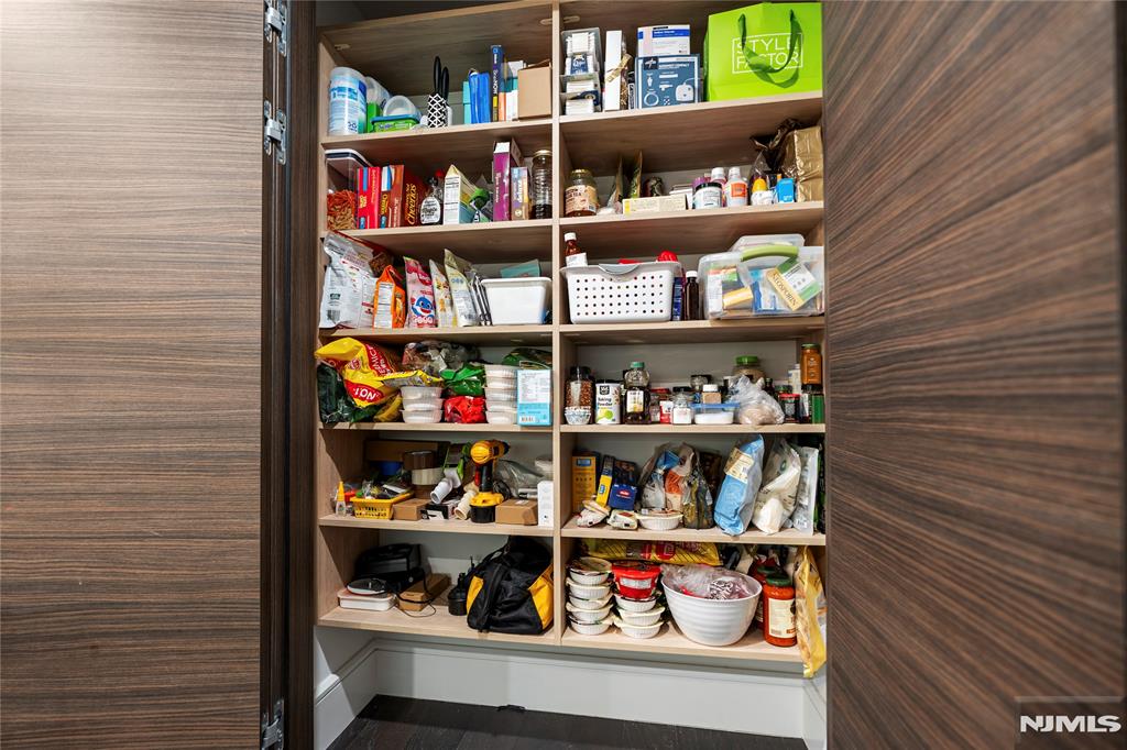 8701 Churchill Road 1401