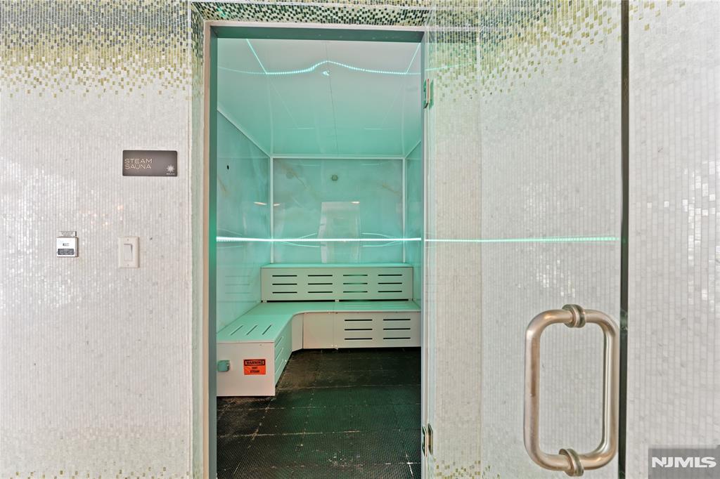 8701 Churchill Road 1401