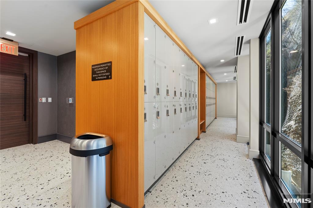 8701 Churchill Road 1401