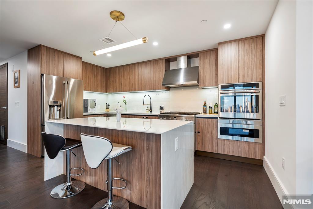 8701 Churchill Road 1401