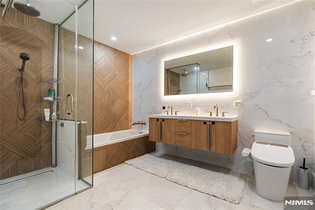 8701 Churchill Road 1401