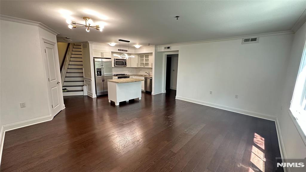 200 Laird Avenue 106