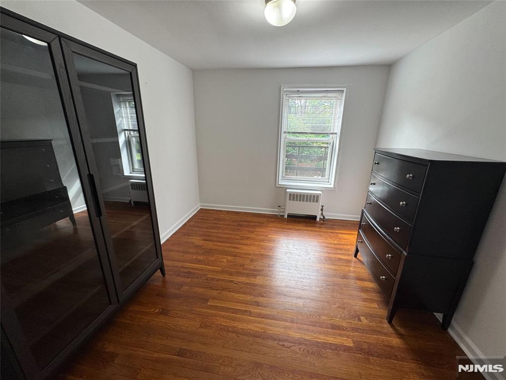 2320 Linwood Avenue 2D