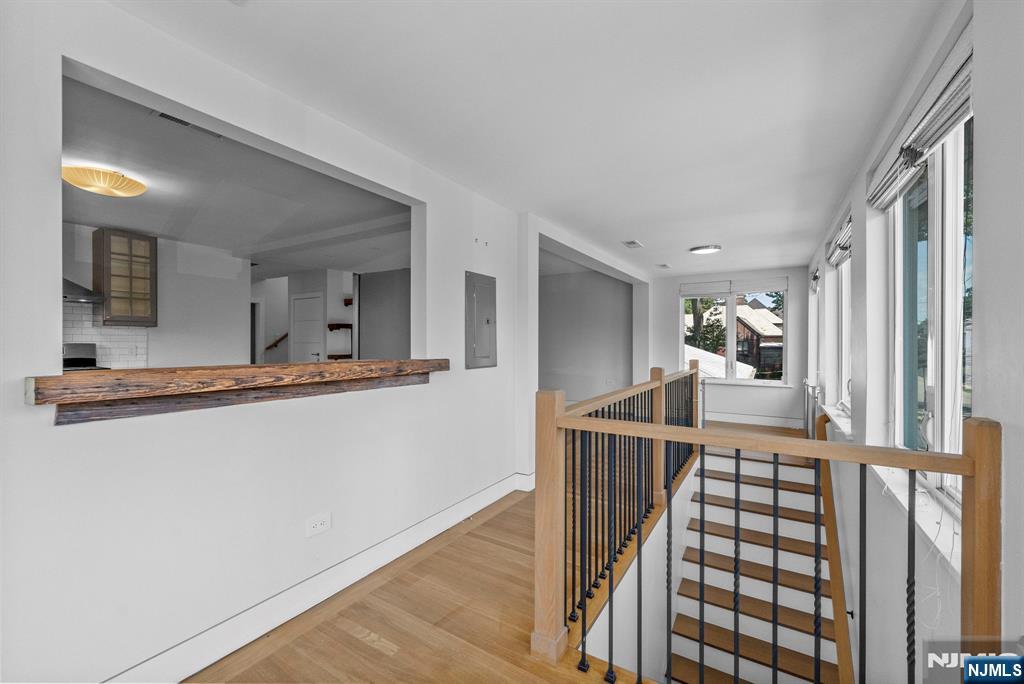 1083 Edgewood Lane A