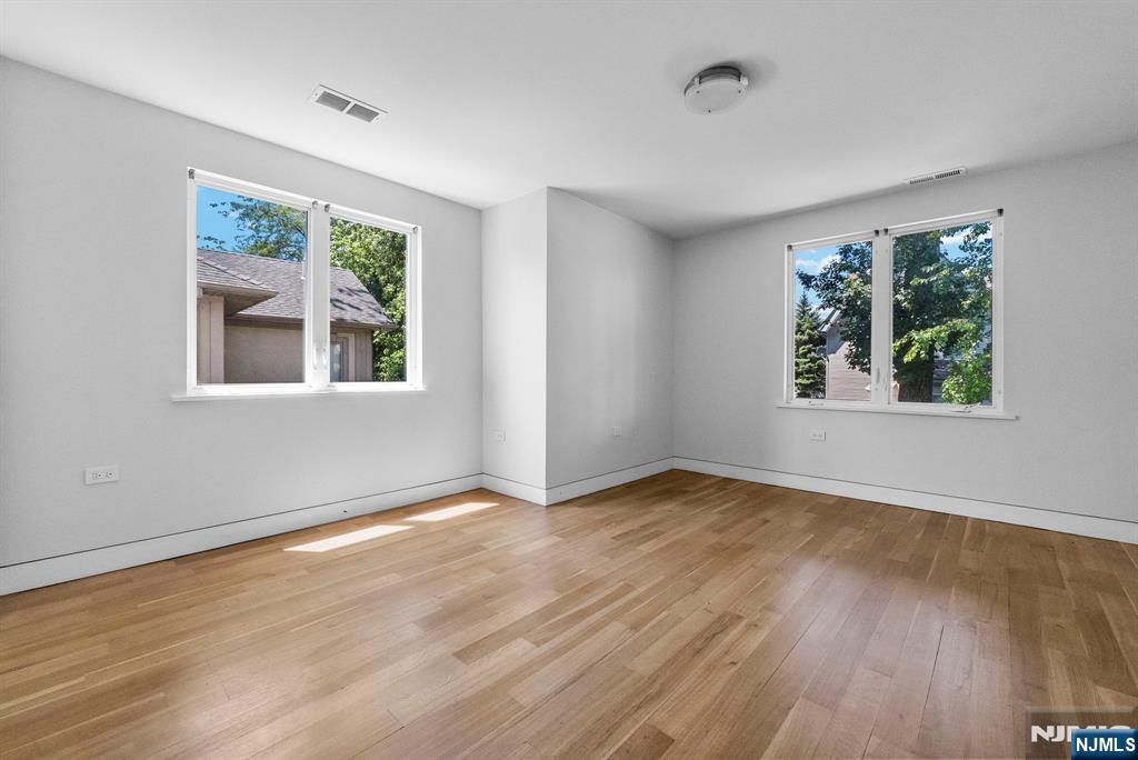 1083 Edgewood Lane A