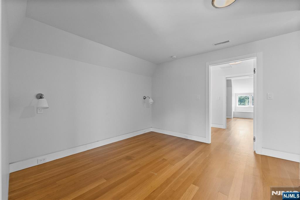 1083 Edgewood Lane A