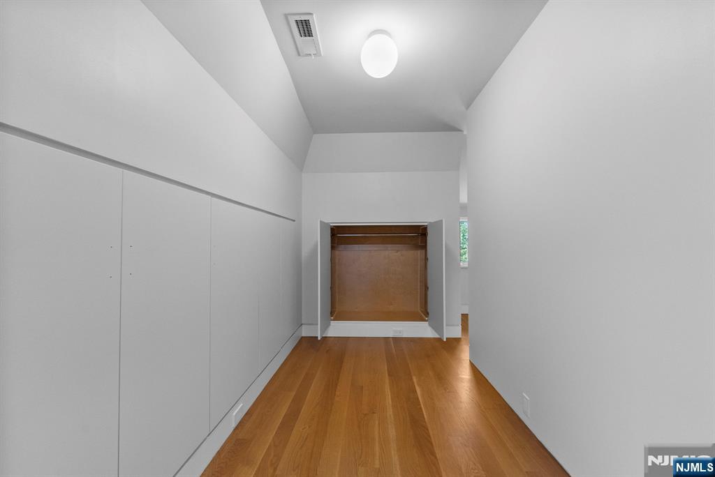 1083 Edgewood Lane A