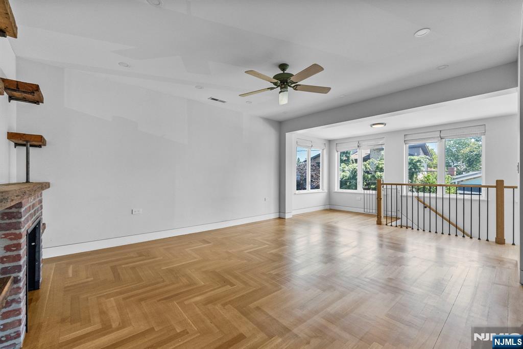 1083 Edgewood Lane A