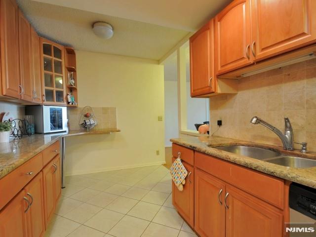 800 Palisade Avenue 706