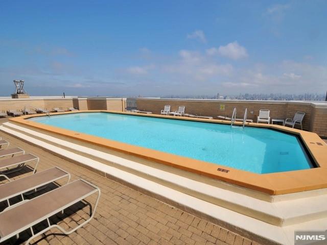 800 Palisade Avenue 706