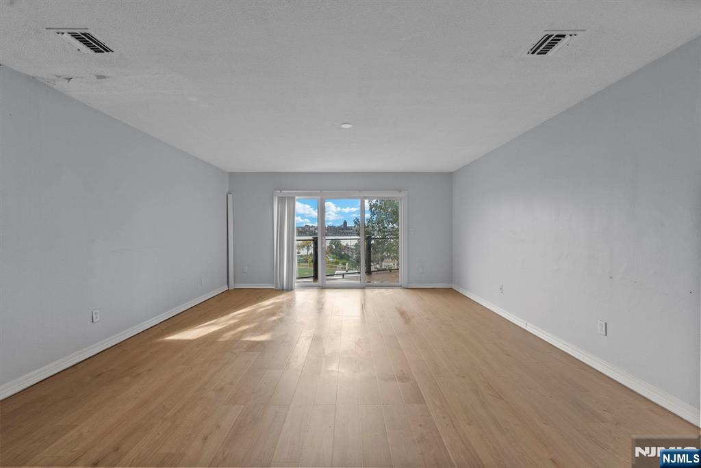 101 State Rt 5 Road 301